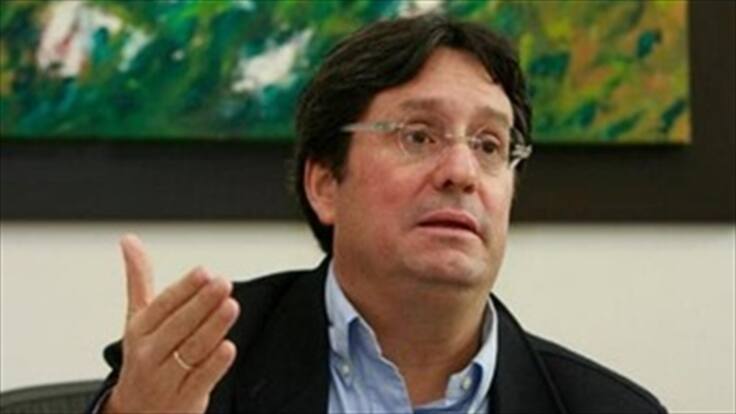 'Pacho’ Santos será candidato único a la Alcaldía de Bogotá: Zuluaga