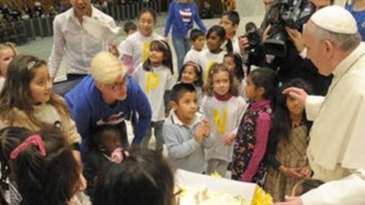 El papa cumplió 77 años con festejos sencillos