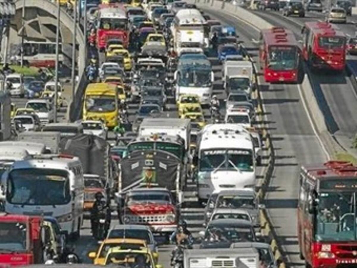 En el primer año de Petro, Bogotá se rajó en el sector de movilidad: Veeduría Distrital