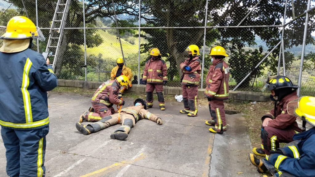La Junta Departamental de Bomberos invertirá $2.400 millones en la compra de vehículos para fortalecer la atención de emergencias.