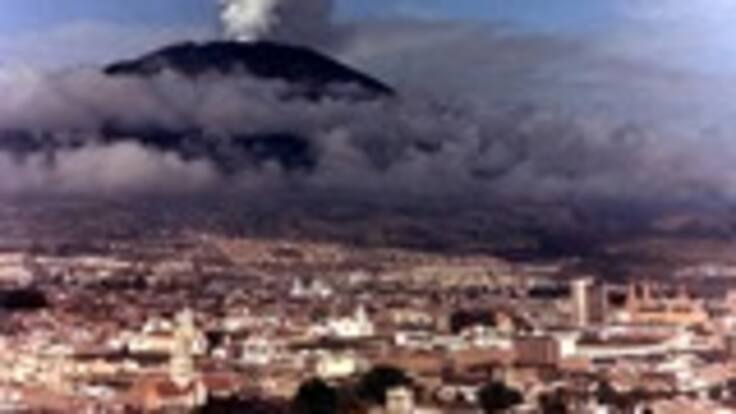 “Por ahora seguimos manteniendo la alerta roja en el Galeras”: Martha Calvache, subdirectora Ingeominas