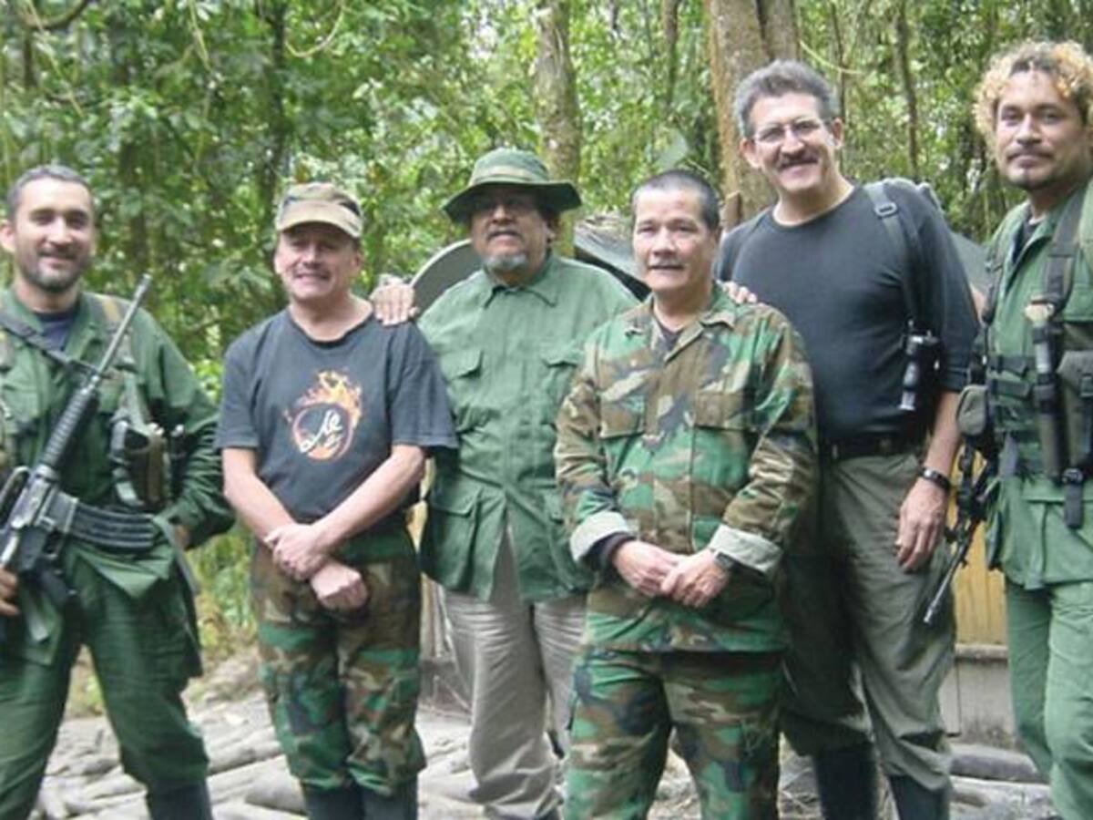 Eln deja entrever que el Gobierno no ha iniciado diálogos por miedo a empañar el plebiscito