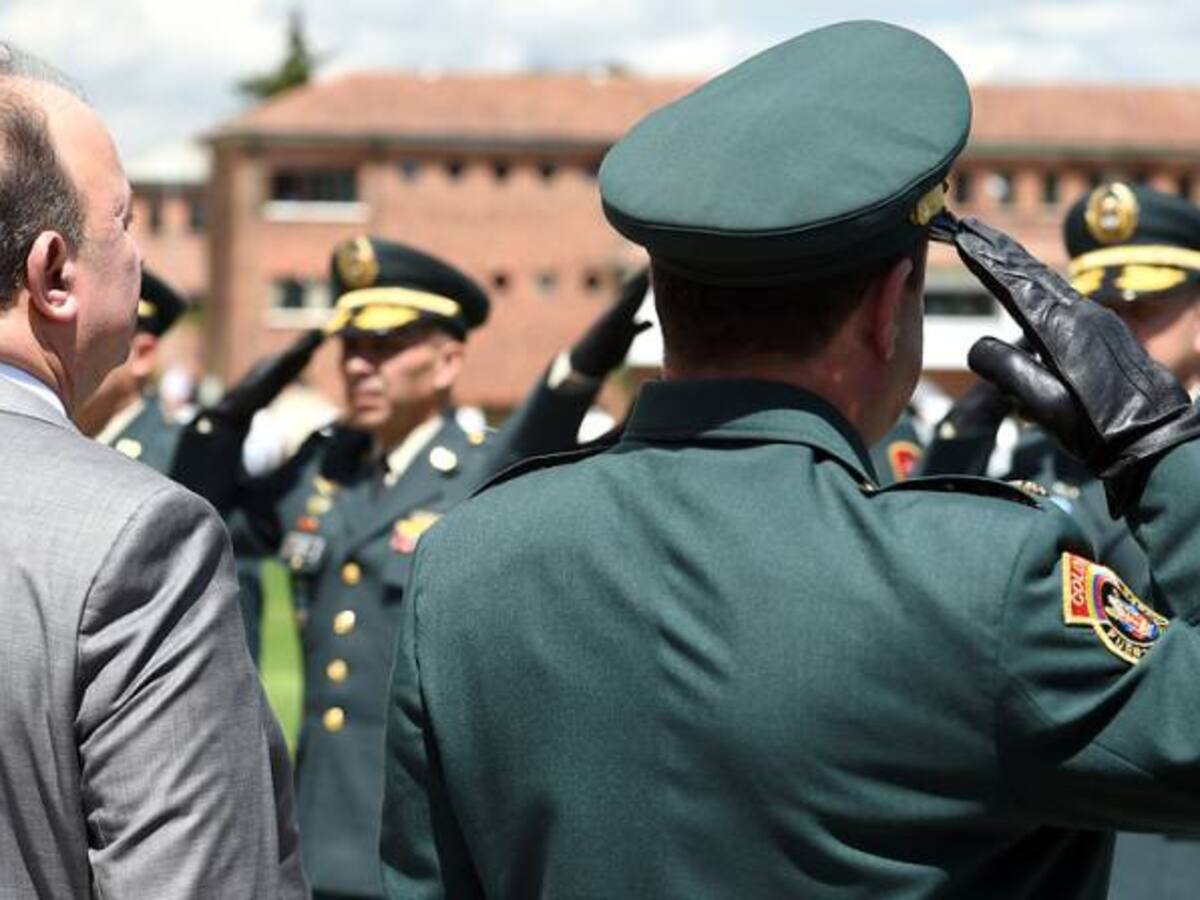 Generales (r) pidieron que a bandas criminales no se les permita quedarse con bienes obtenidos en la ilegalidad