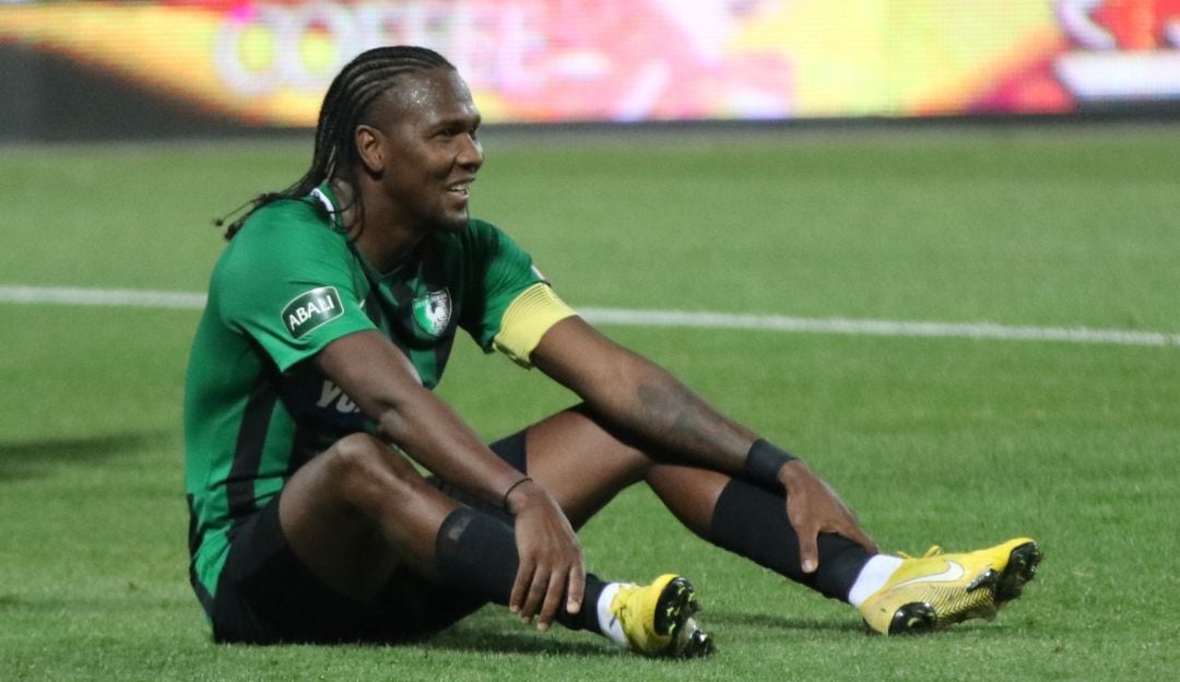 Hugo Rodallega con el Denizlispor de Turquía