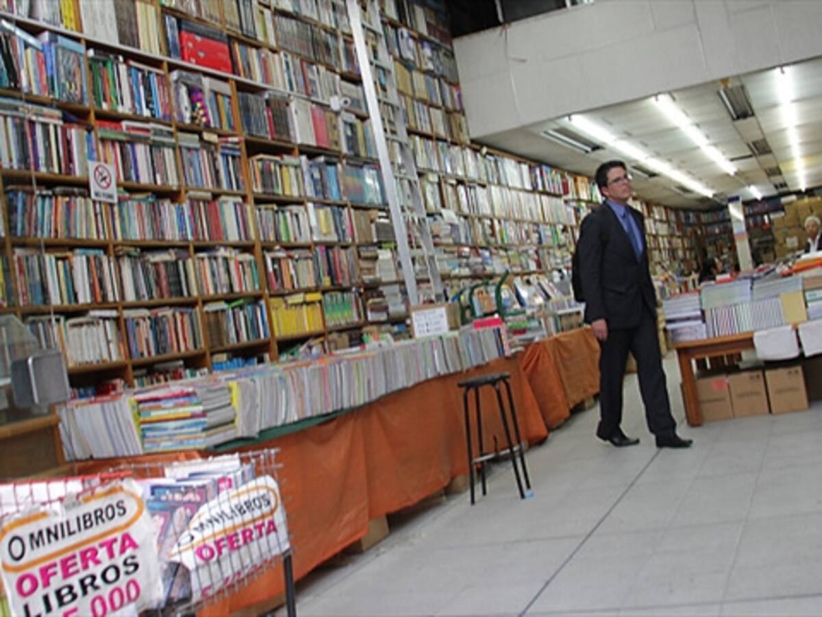 Distrito admite problemas en almacenamiento de útiles escolares