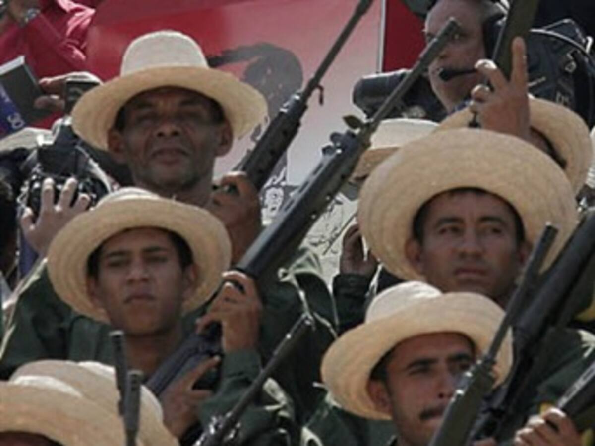 Milicias de Hugo Chávez son una amenaza para la estabilidad de Venezuela, dicen analistas