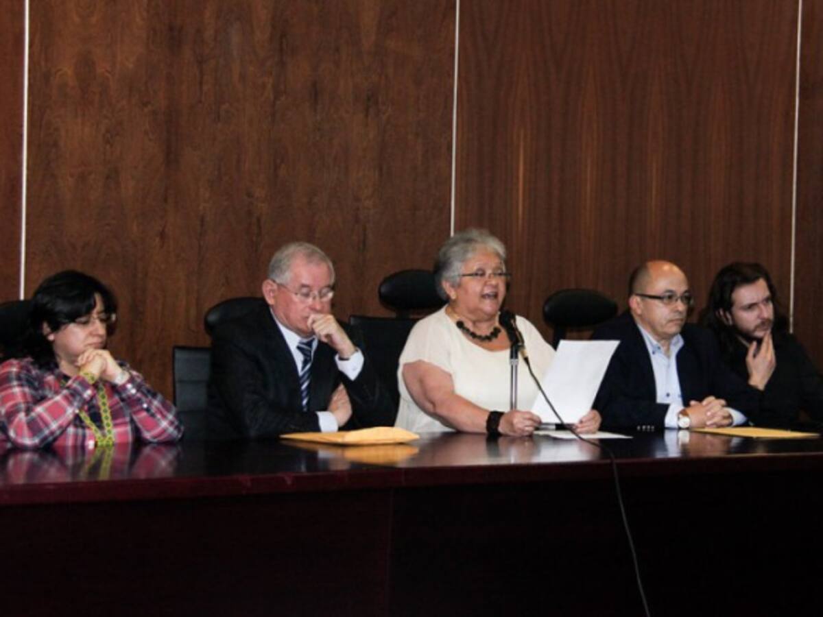 Integrantes de Voces de Paz pasaron el primer examen en el Congreso