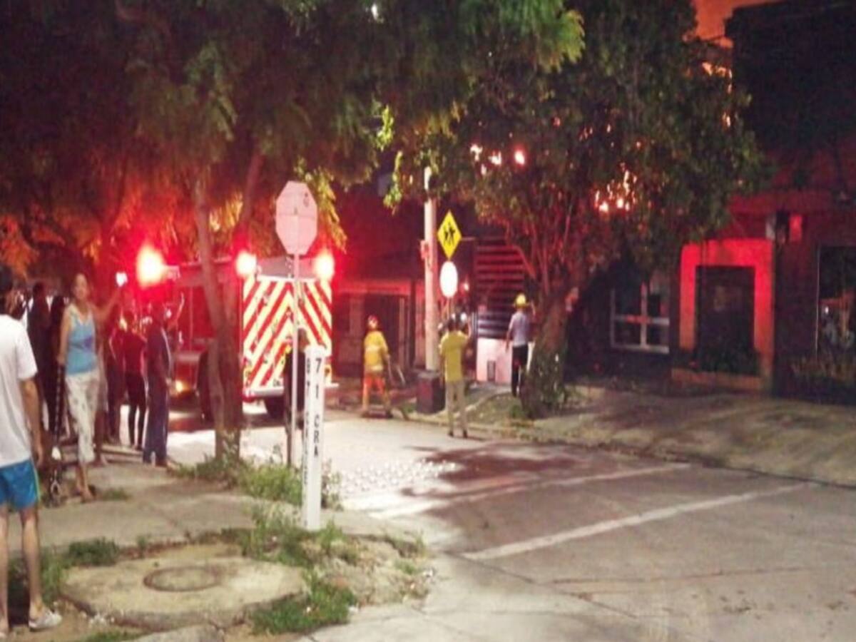 Incendio consumió una barbería en Barranquilla