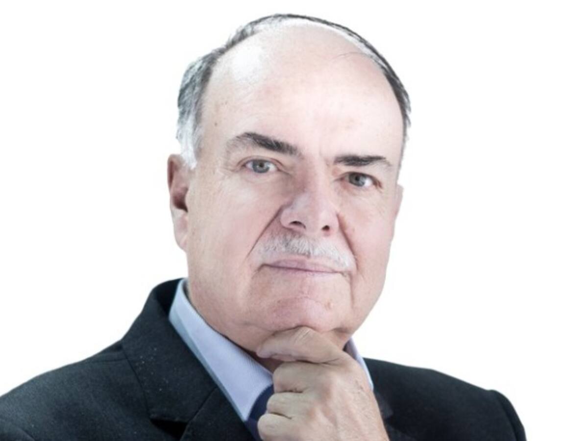Mejía: "Los directivos acá tienen poco estudio, cogen el fútbol de juguete"