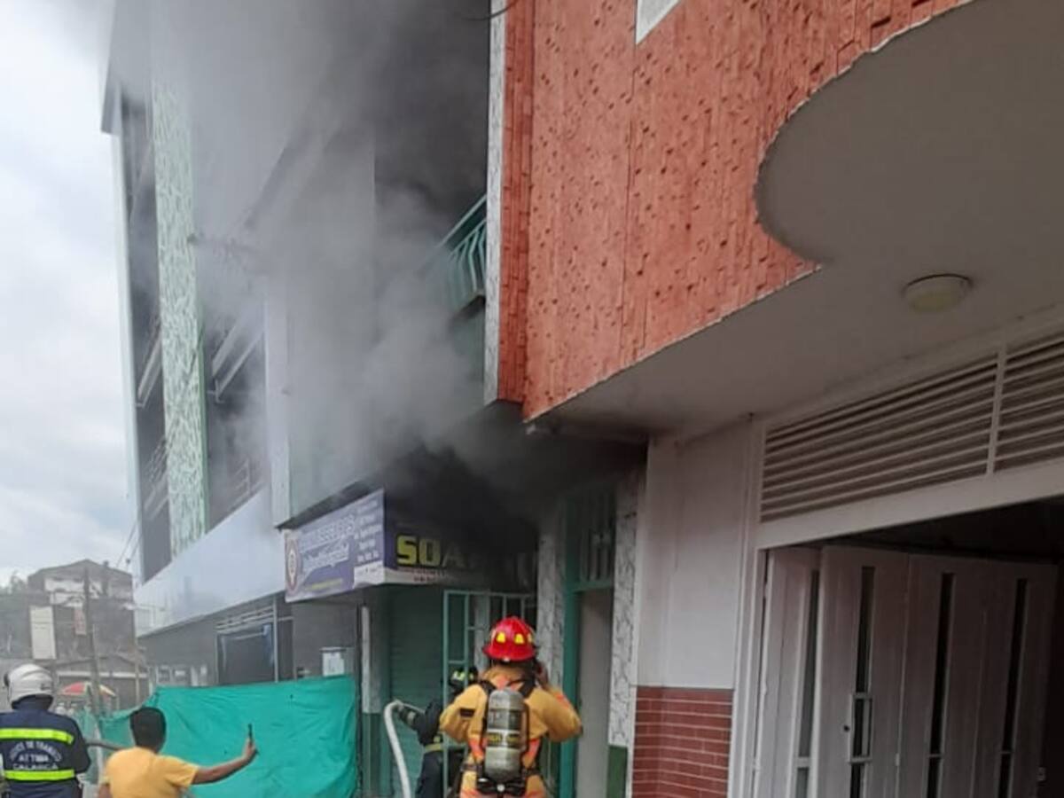 Una adulta de 98 años de edad murió por inhalación de humo por incendio en Quindío
