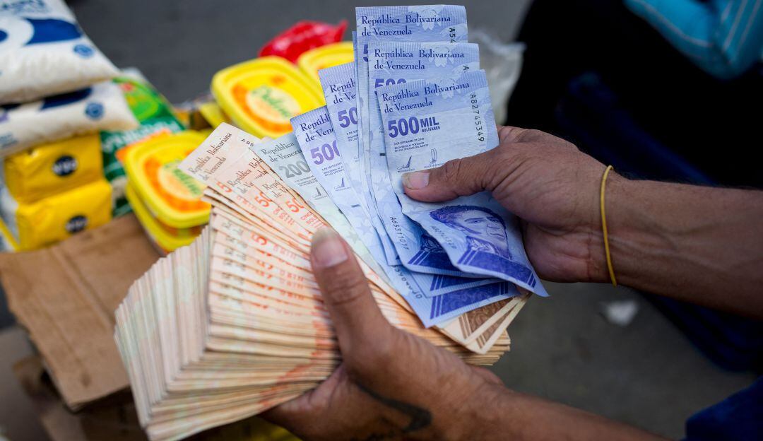 Bolívares.