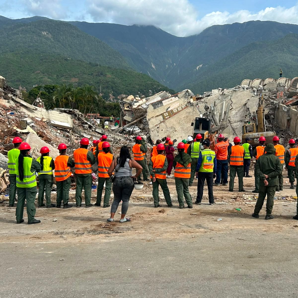 Gobierno acelera licencias y permisos ambientales para reconstruir zonas afectadas por el terremoto