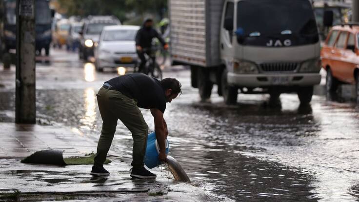 Bogotá: alertan riesgo de inundaciones por mal estado de alcantarillas