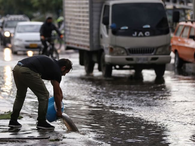 Bogotá: alertan riesgo de inundaciones por mal estado de alcantarillas