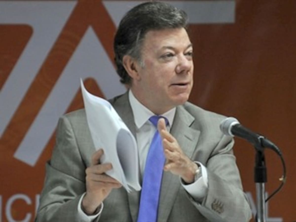 Santos comparte concepto del Consejo de Estado sobre periodo para fiscal