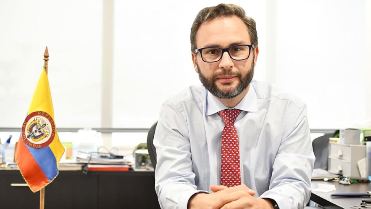 La Cámara Comerció de Bogotá negociará vacunas COVID para empresas