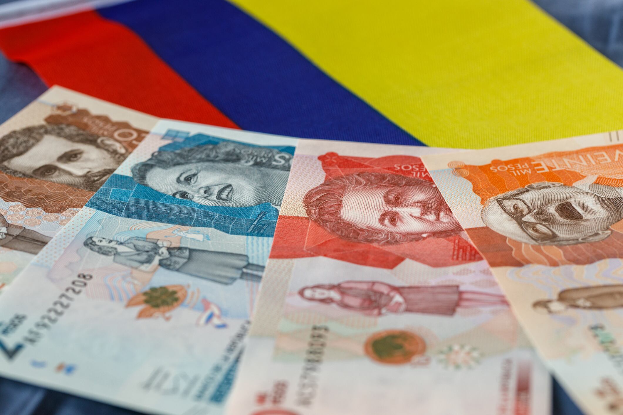 Subsidios en Colombia, imagen de referencia de dinero colombiano. Foto: Getty Images.