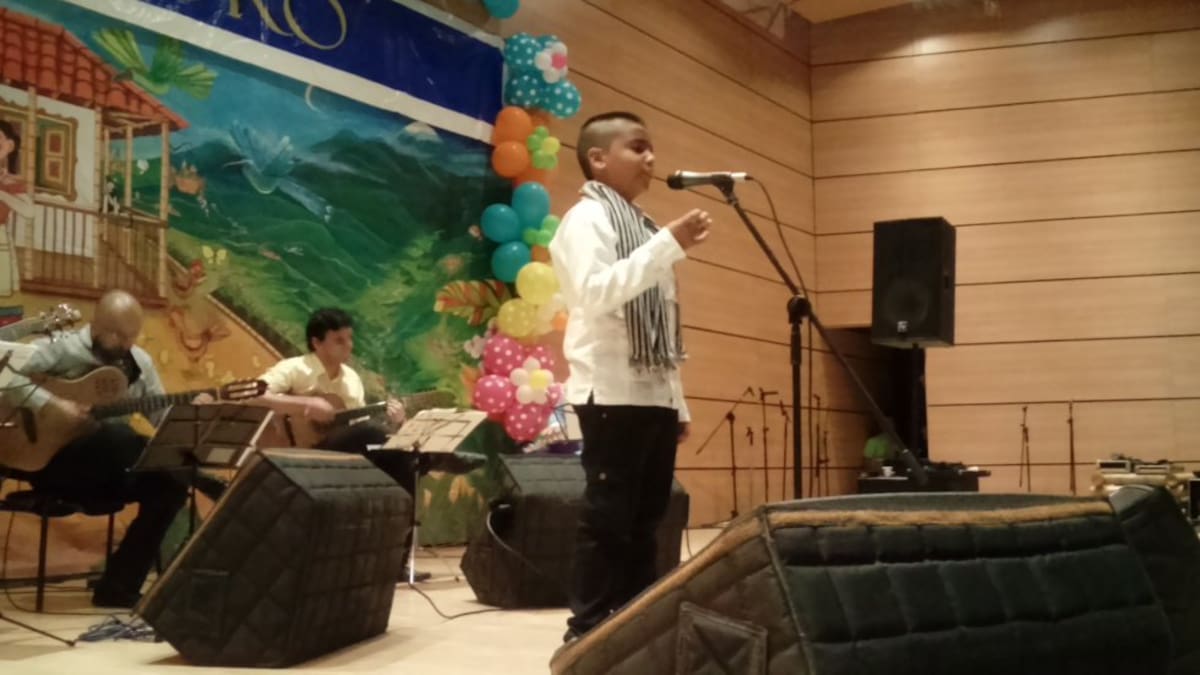 Juan David Salinas, solista vocal A, de Barcelona, Quindío.