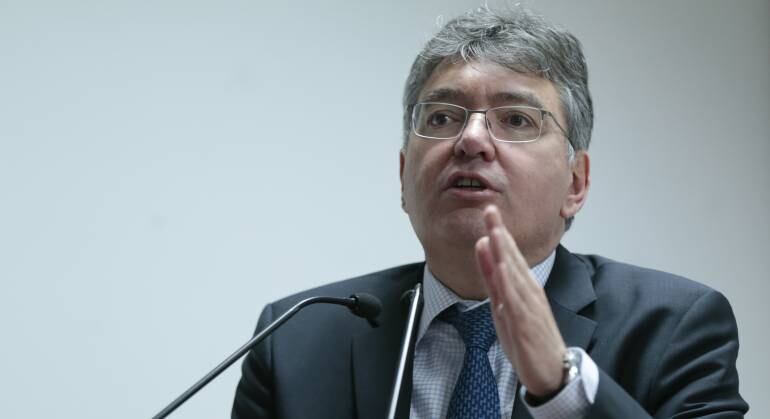 El ministro de Hacienda, Mauricio Cárdenas.