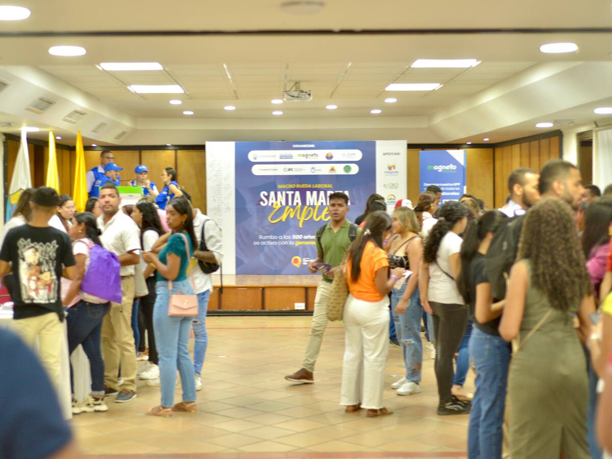 Dos mil hojas de vida están en manos de compañías de Santa Marta que buscan generar empleo