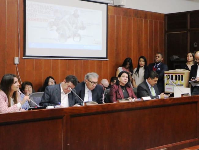 Comisión Séptima del Senado le dijo no al plomo en Colombia