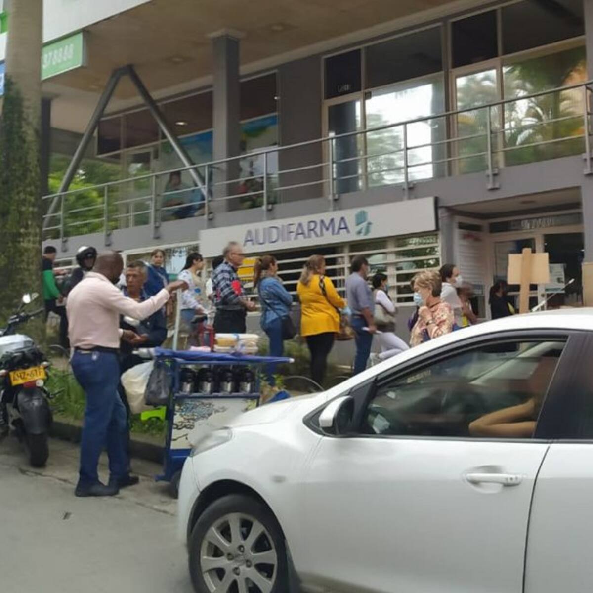 Liquidación de Medimás y Coomeva generó colapso en dispensarios