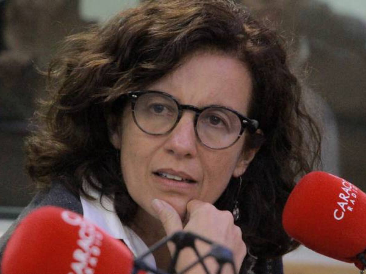 El Congreso representa al país que votó el no: Juanita León