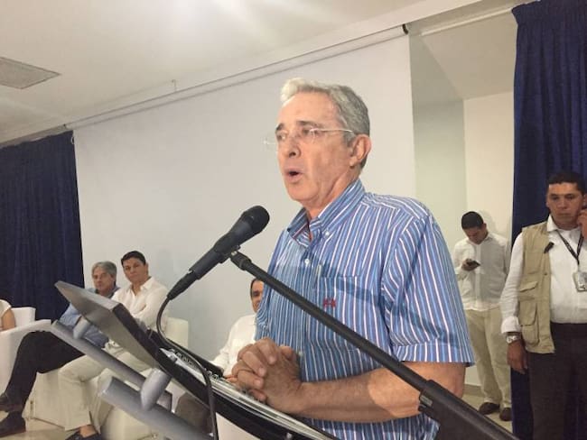 Día clave para el expresidente Uribe: Jueza define si precluye o no el caso