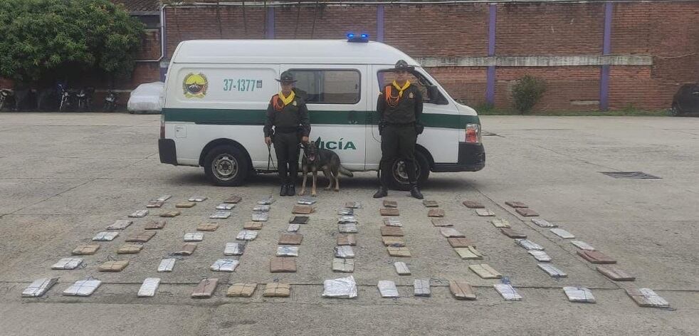 Marihuana incautada en bodega de Itagüí- foto policía Metropolitana