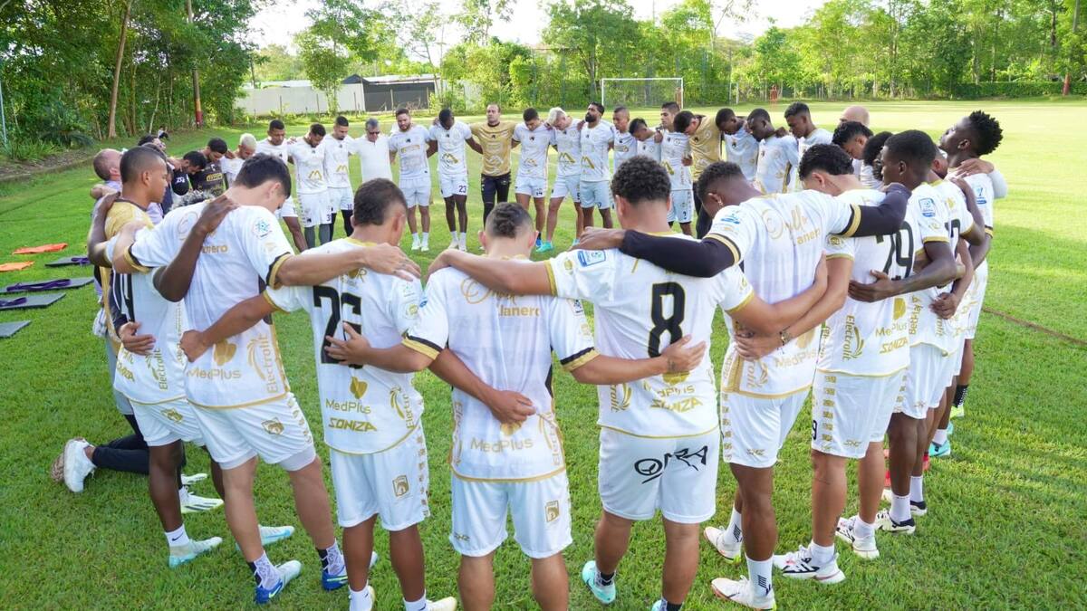 La FIFA castiga a Llaneros y le prohíbe fichar jugadores