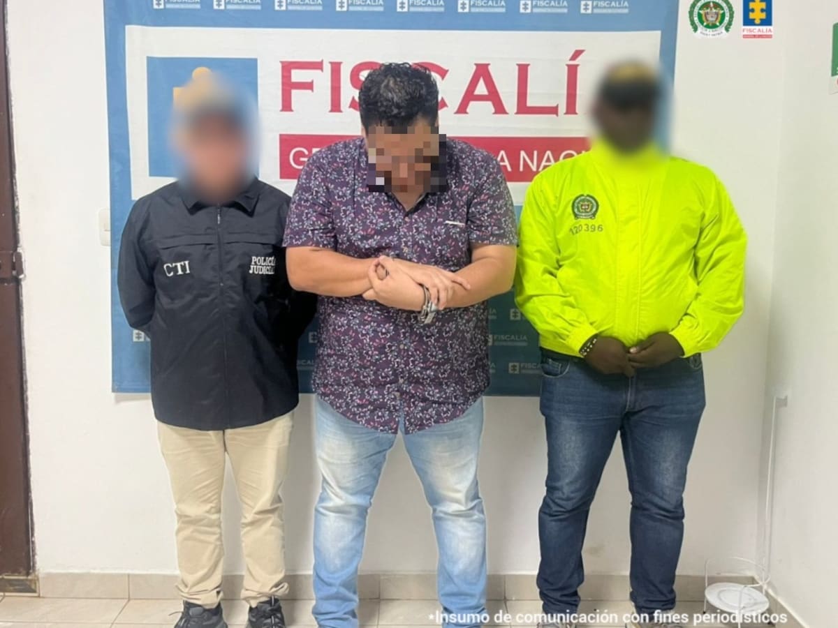 Un profesor es acusado de presuntamente abusar de una estudiante en Caucasia