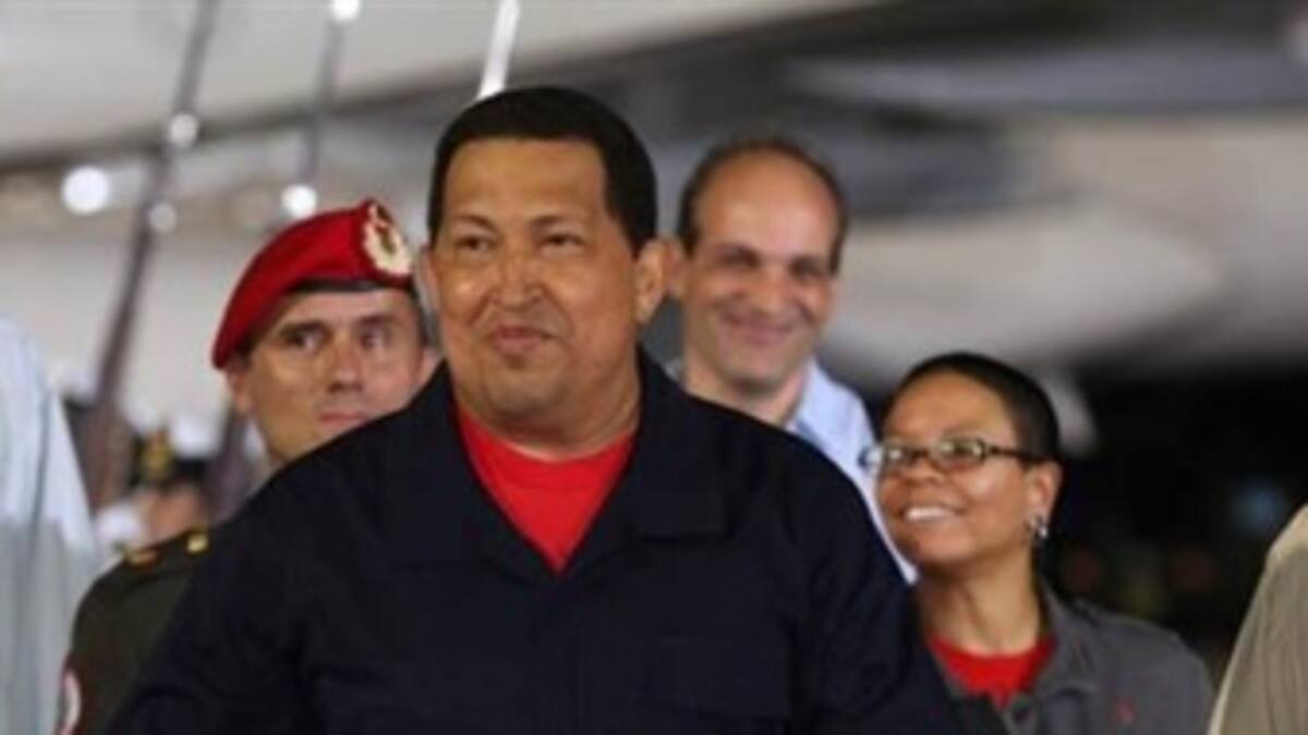 Hugo Chávez regresó a Venezuela tras segunda cirugía en Cuba
