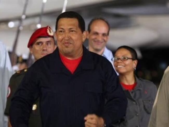 Hugo Chávez regresó a Venezuela tras segunda cirugía en Cuba