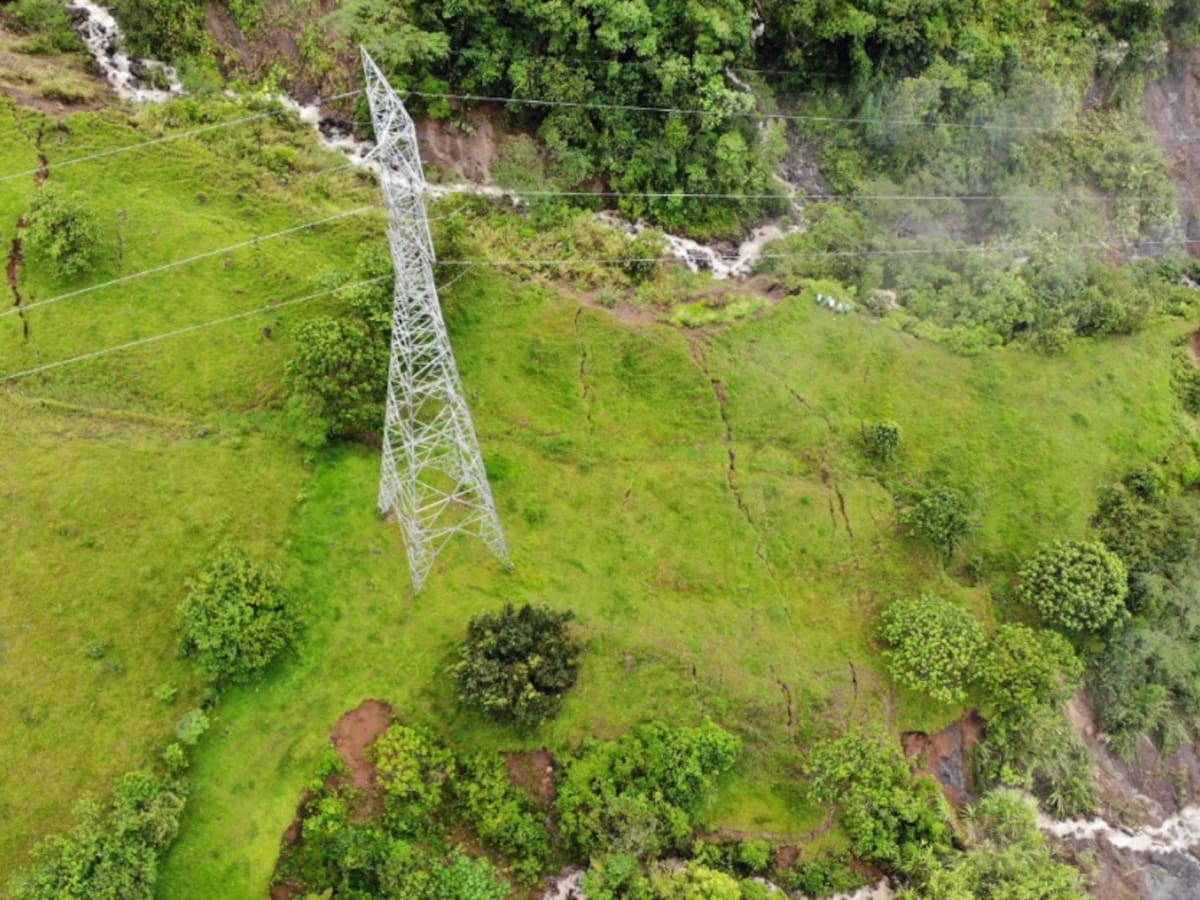 Arauca completa 50 horas sin energía, con problemas de agua y de internet