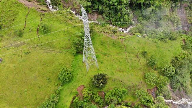Arauca completa 50 horas sin energía, con problemas de agua y de internet