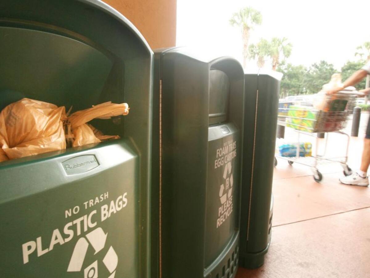 Funcionarios del Distrito invitan a los ciudadanos a reciclar