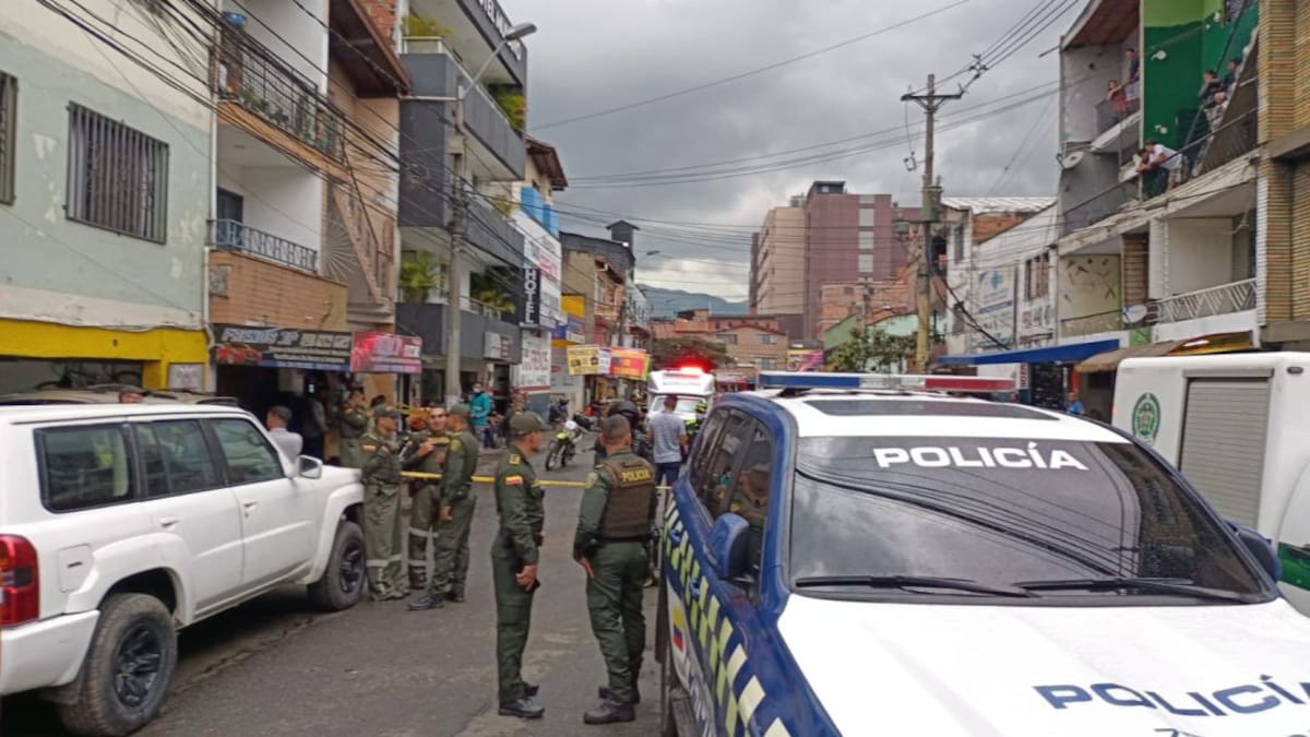 4 heridos dejó la explosión de varias papas bomba en una casa de Medellín