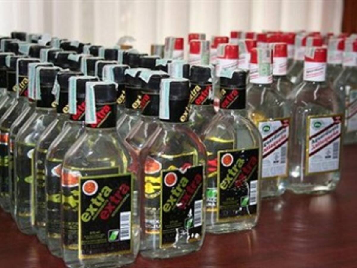 En 2013 se han incautado 5.000 botellas de licor de contrabando en Boyacá