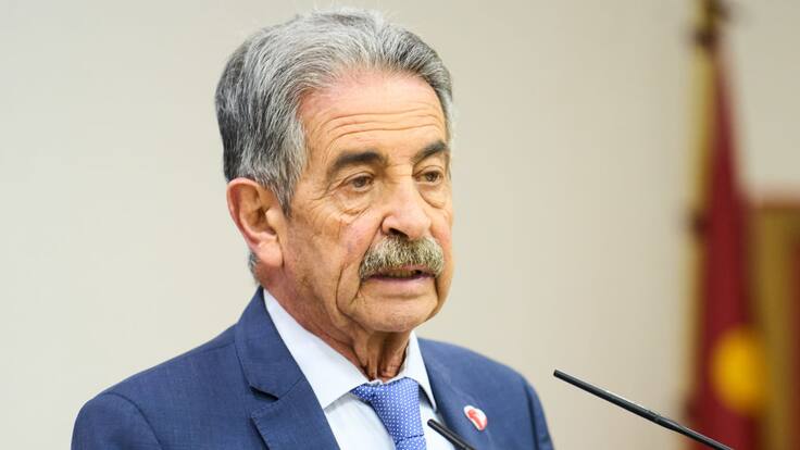 Pedro Sánchez le hizo “conejo” al presidente de Cantabria en restaurante de Madrid