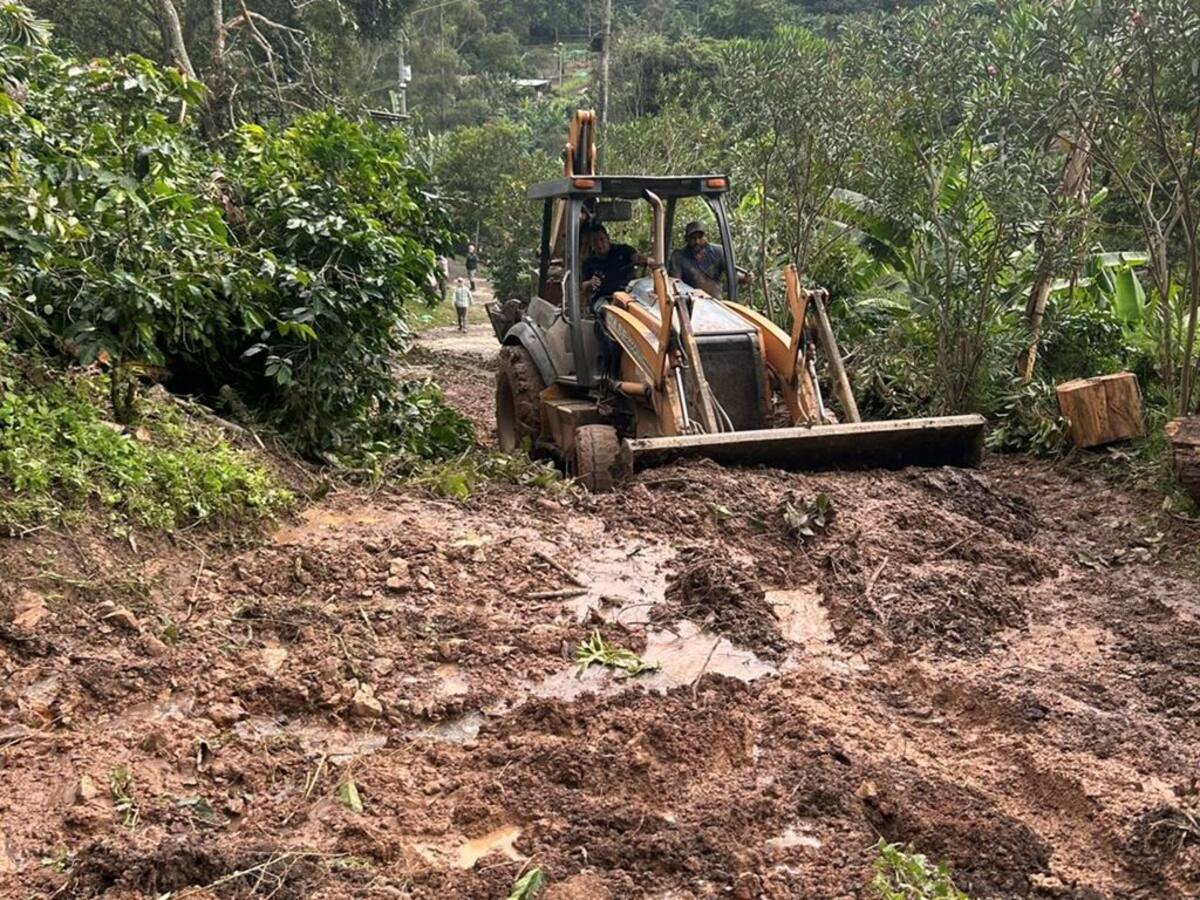 Municipios de la cordillera del Quindío continúan en alerta por las fuertes lluvias