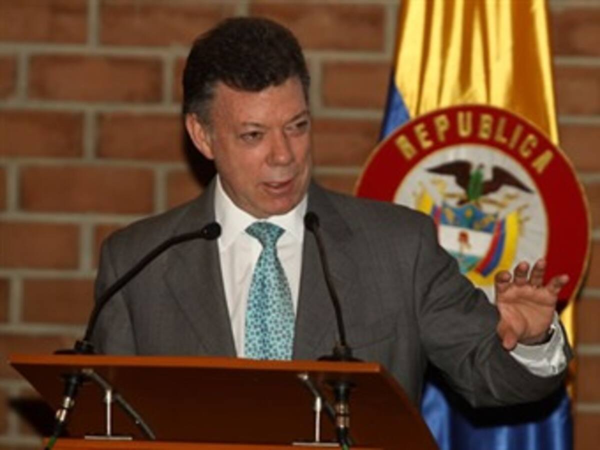 Los columnistas y sus opiniones sobre los 3 años del gobierno Santos