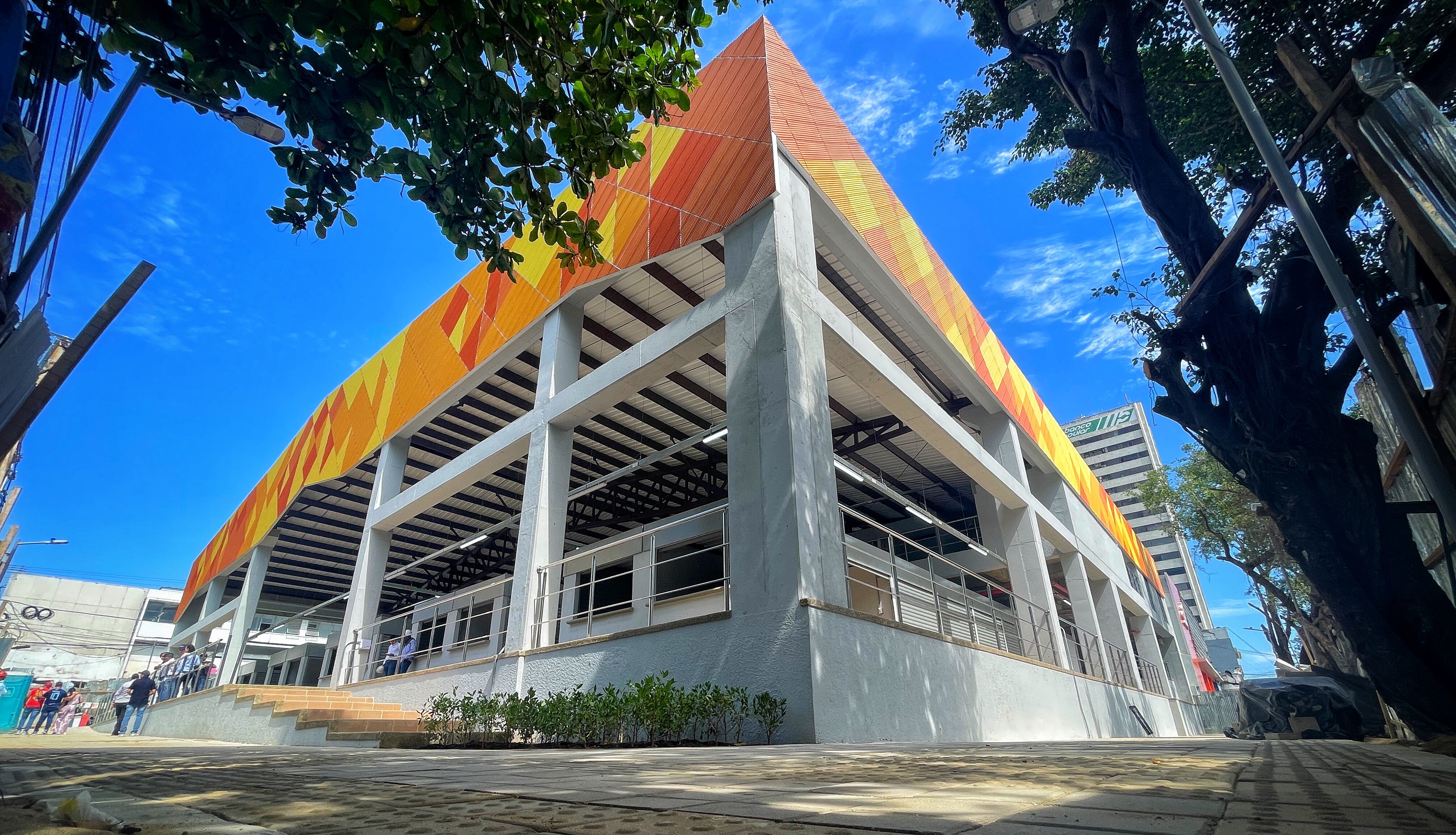 Galería Comercial Sredni-La Esquina del Marquetero