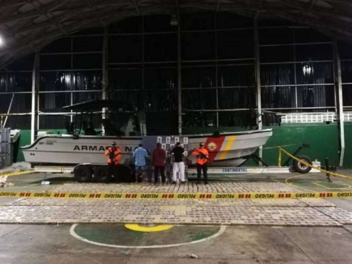 Hallan sumergible con cocaína en el Valle del Cauca