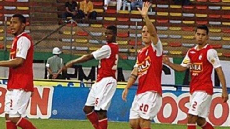 Santa Fe confirmó la salida de 'Basilico' González y negó llegada de Quintabani