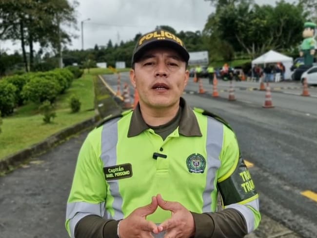 El capitán José Daniel Perdomo, comandante encargado de la Seccional de Tránsito y Transporte de la Policía del Quindío