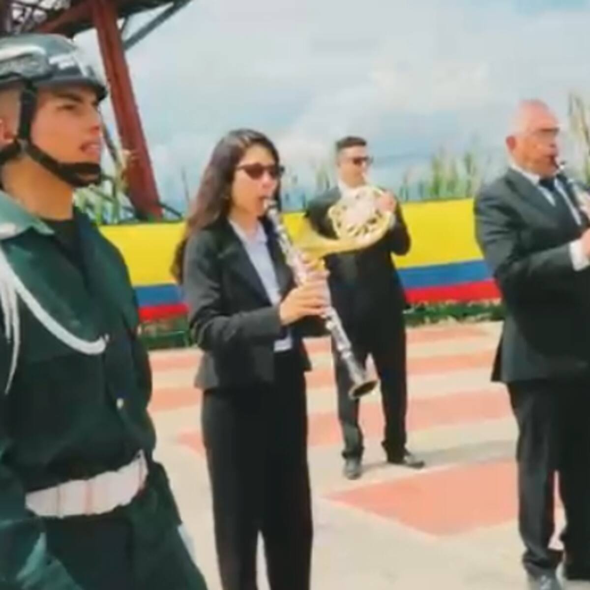 Nueva versión y video del himno del Ejército, banda sinfónica del Quindío y Octava Brigada