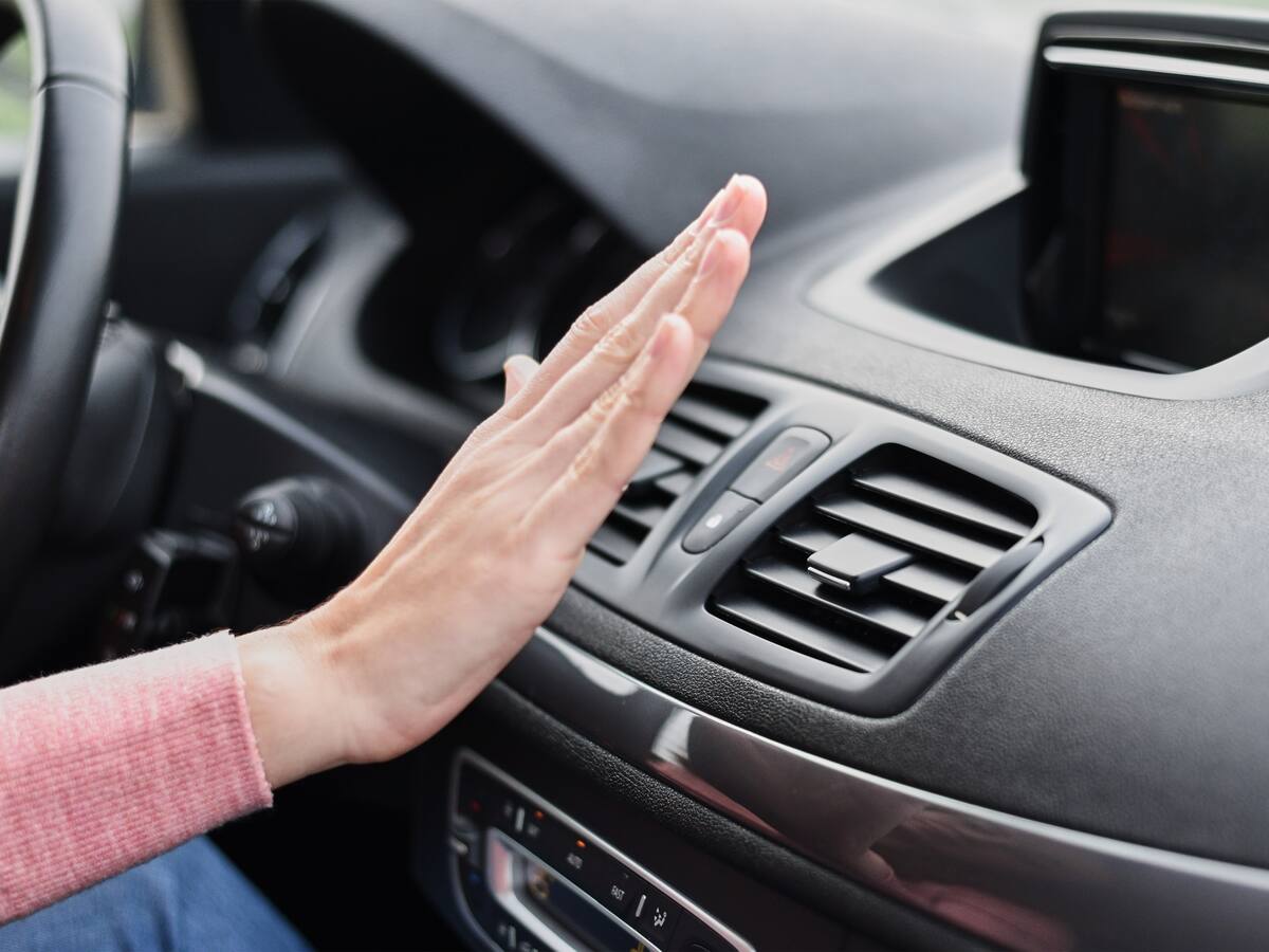 ¿Cómo evitar el mal olor del aire acondicionado en el carro? Siga estos pasos