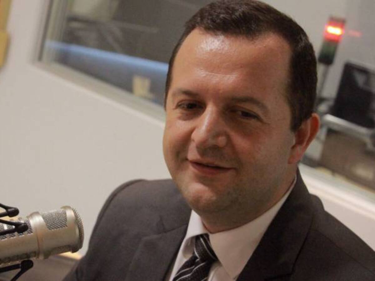 Hay que cambiar el eslogan: oro sí, agua también: Henrique Gómez