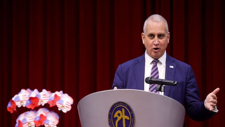 “Ya se ha comenzado a reducir la ayuda a Colombia por la actitud de Petro”: Mario Díaz-Balart