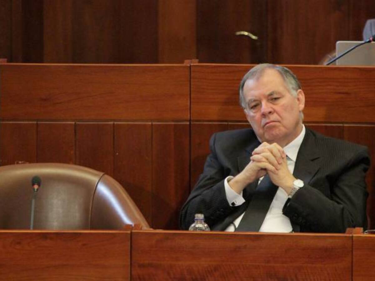 La paz no se consigue fortaleciendo o enriqueciendo a criminales: procurador